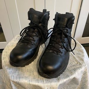 Men’s Reebok Steel Toe Boots. 14M